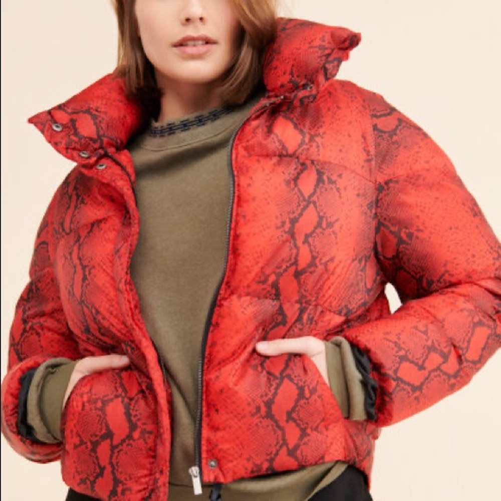 Apparis nwt snake print puffer